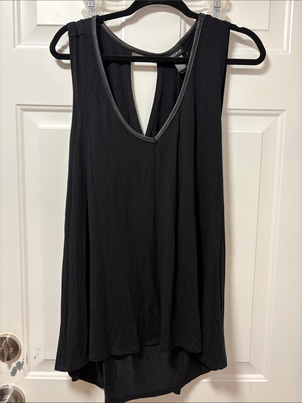 torrid Black Sleeveless V-Neck Tank with Trim